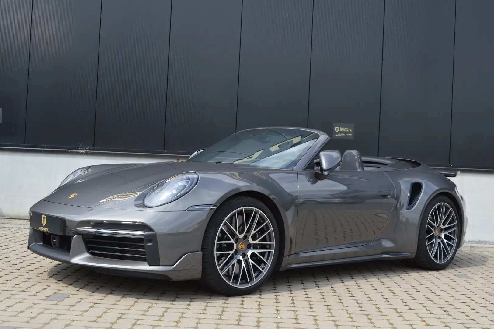 Porsche 911 992 Turbo S Cabriolet 3.8i Bi-Turbo 1 HAND Grijs - 1