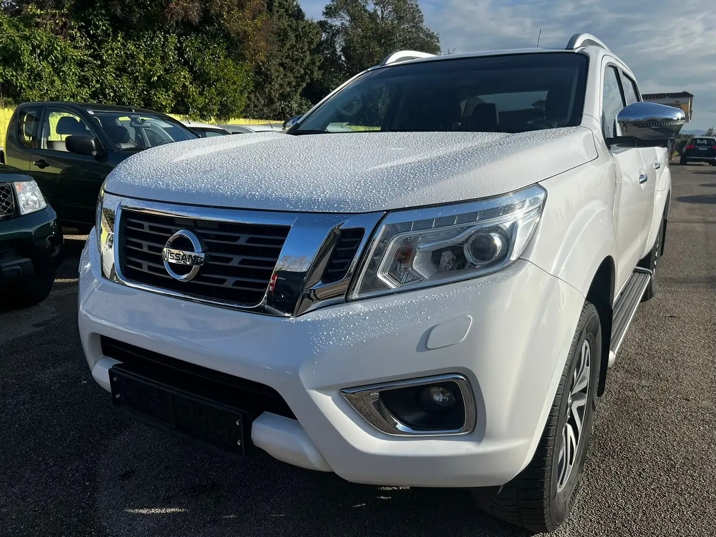 Nissan Navara IVA COMPRESA Weiß - 2