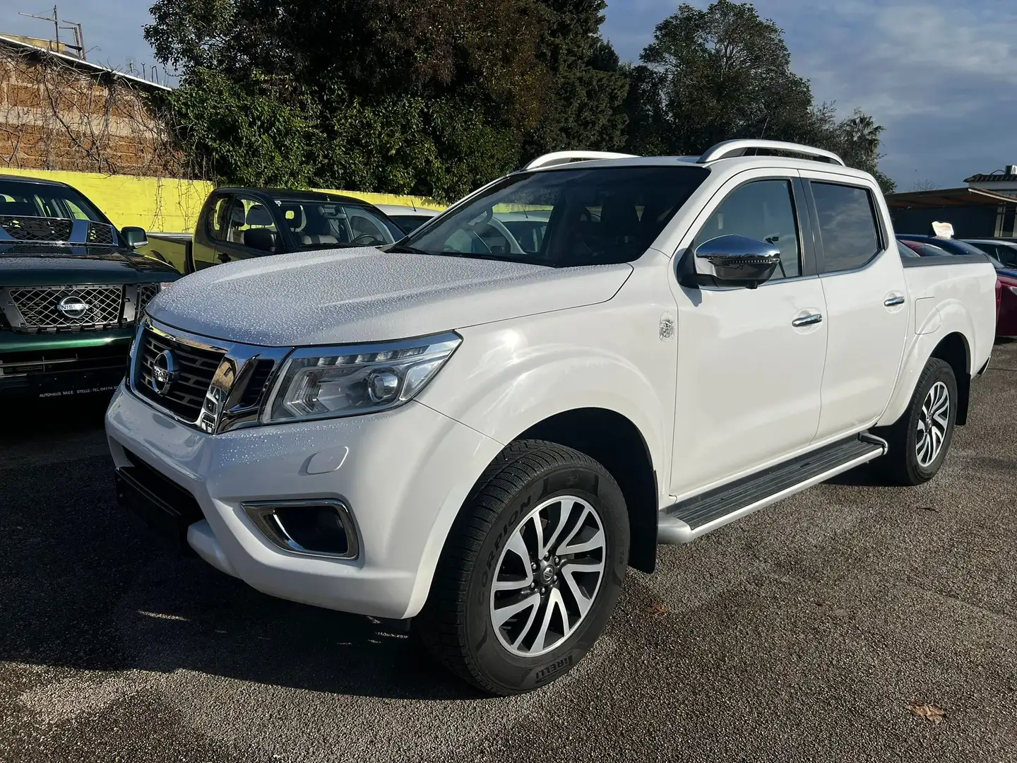Nissan Navara IVA COMPRESA Weiß - 1