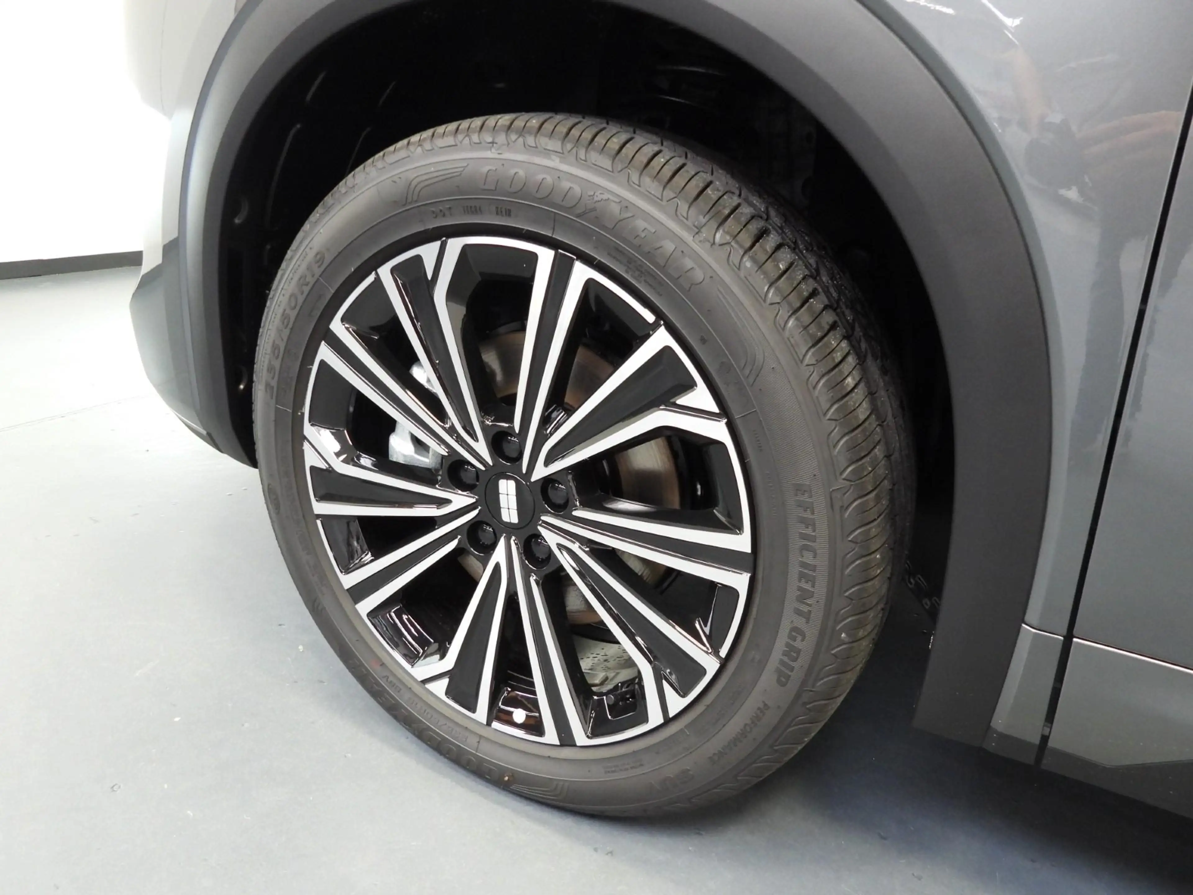 Geely Starray EM-i 1.5 Max+ PHEV 138KM ELEKTRISCH BEREIK/LEER/SCHUIFD — photo 44