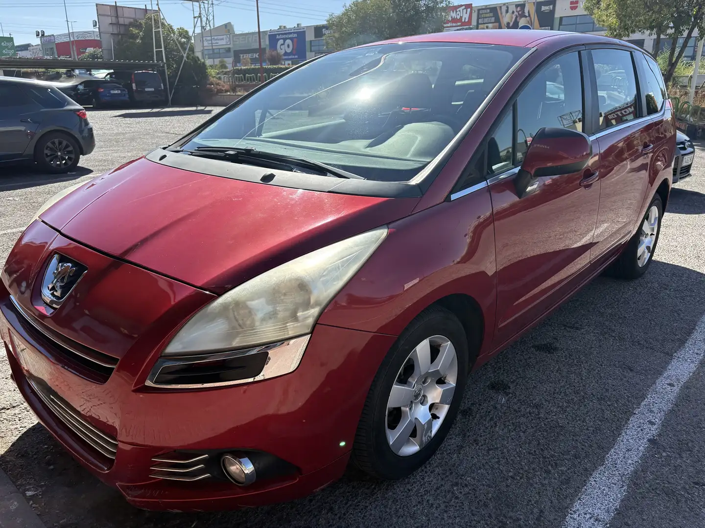 Peugeot 5008 1.6HDI Sport Pack 112 - 2