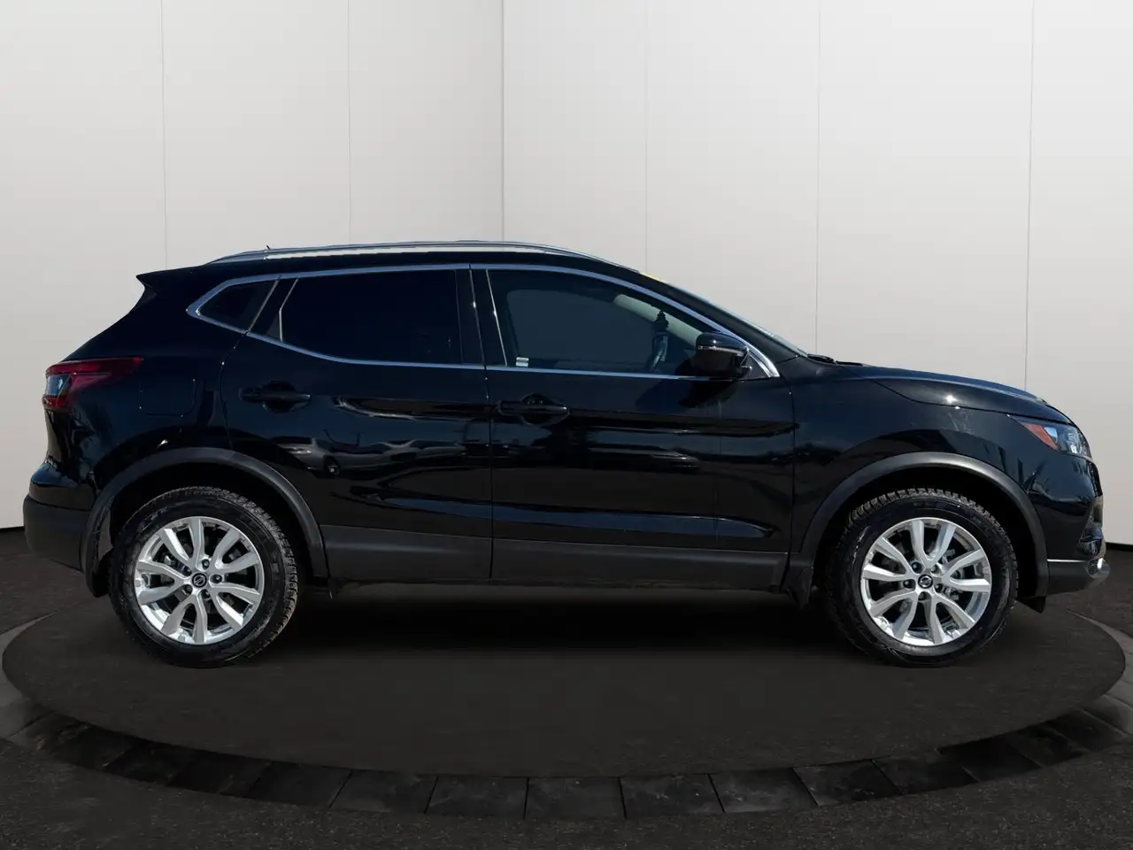 Nissan Qashqai снимка Nissan Qashqai