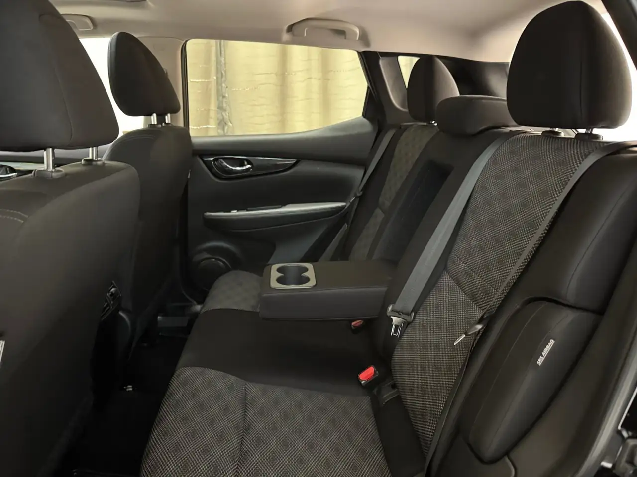 Nissan Qashqai снимка Nissan Qashqai