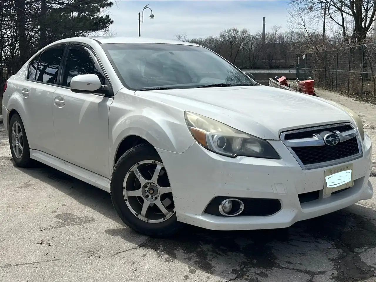 Subaru Legacy снимка Subaru Legacy