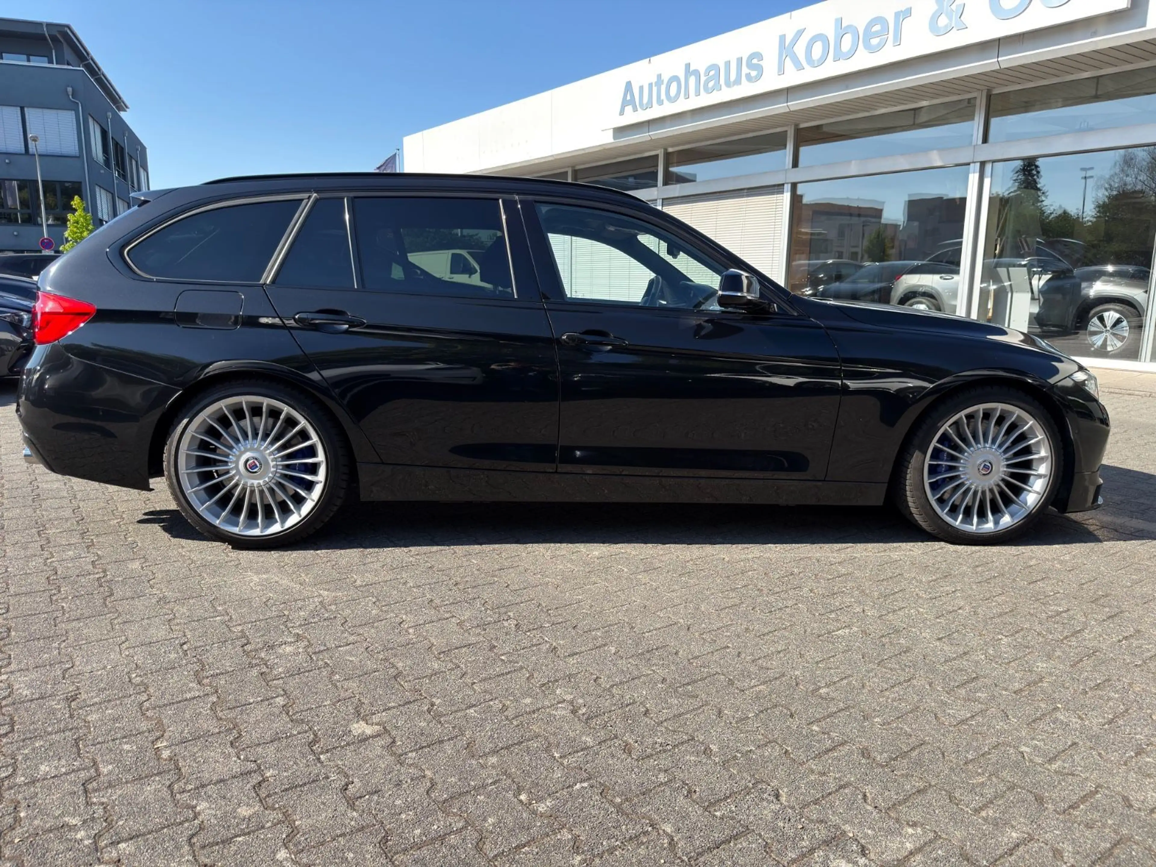 Alpina D3 3.0 Biturbo Allrad Touring / Indiv / H&K — photo 7