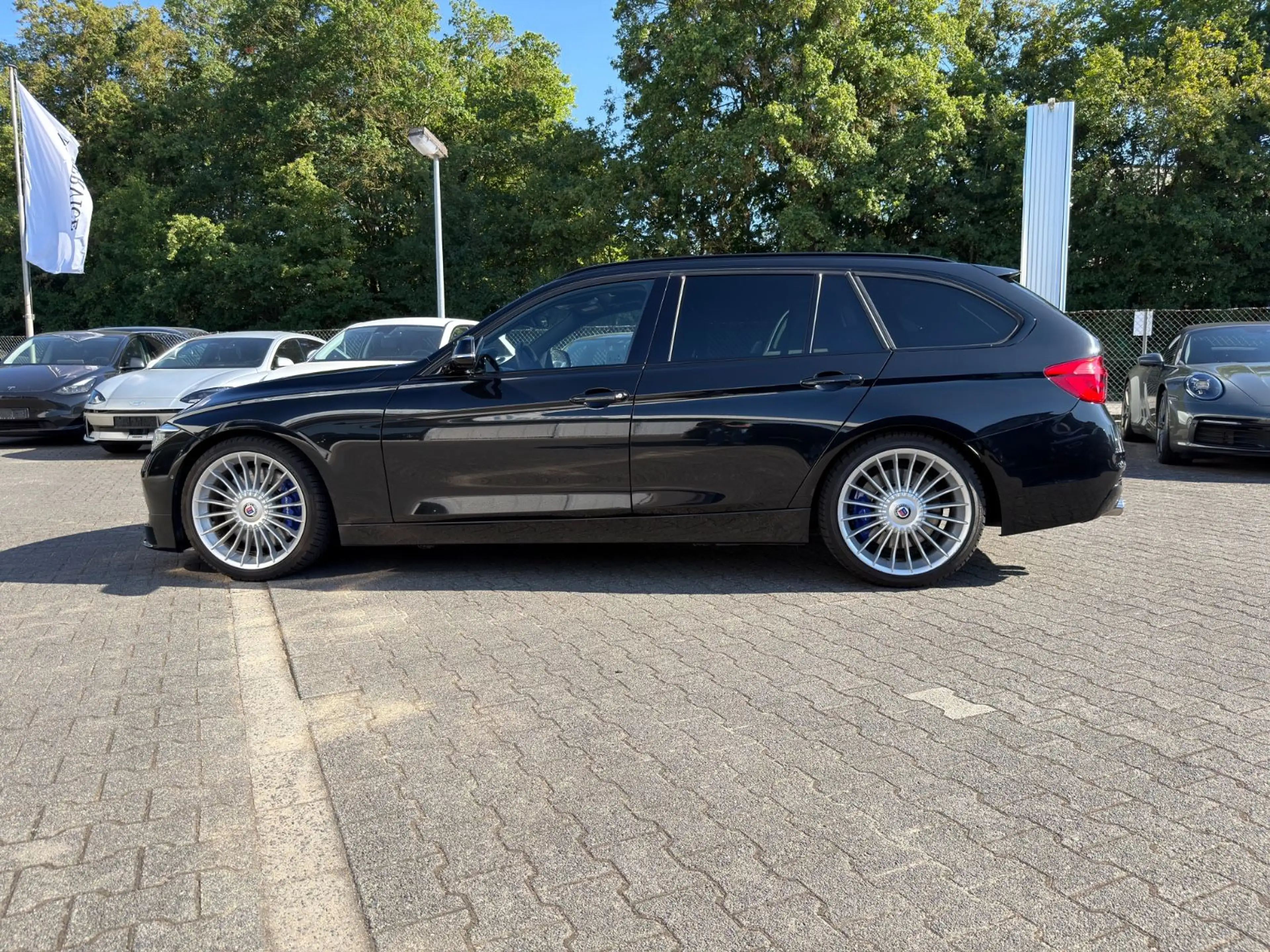 Alpina D3 3.0 Biturbo Allrad Touring / Indiv / H&K — photo 3