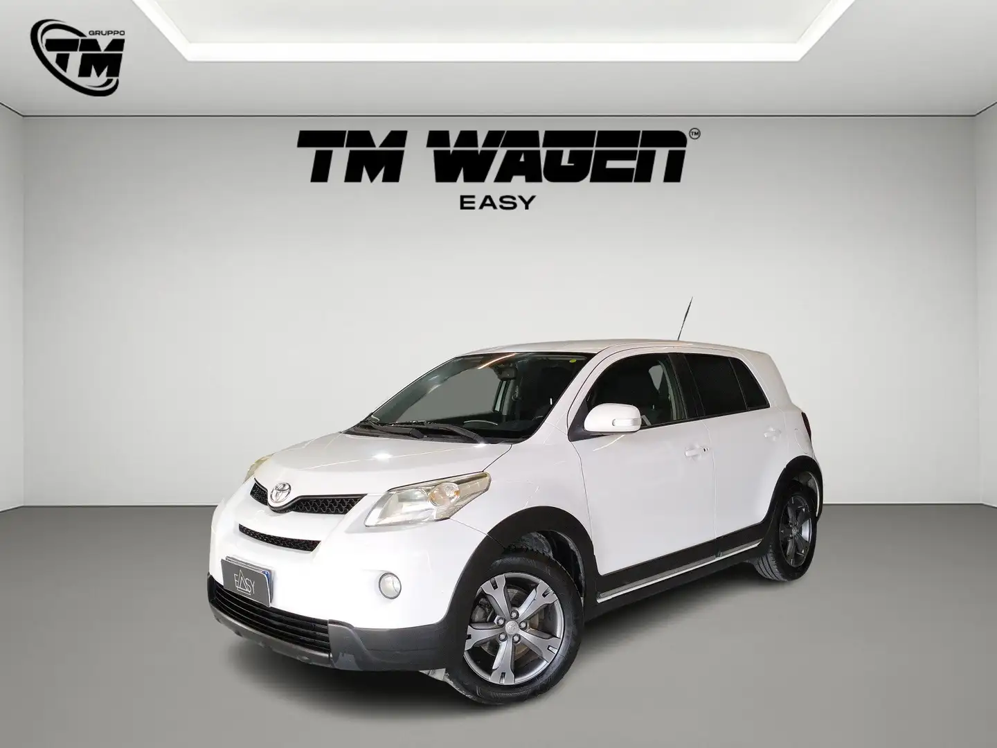 Toyota Urban Cruiser 1.3 vvt-i Dual Luxury Bianco - 1