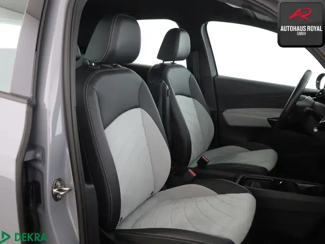 Volkswagen Id.3 view 10