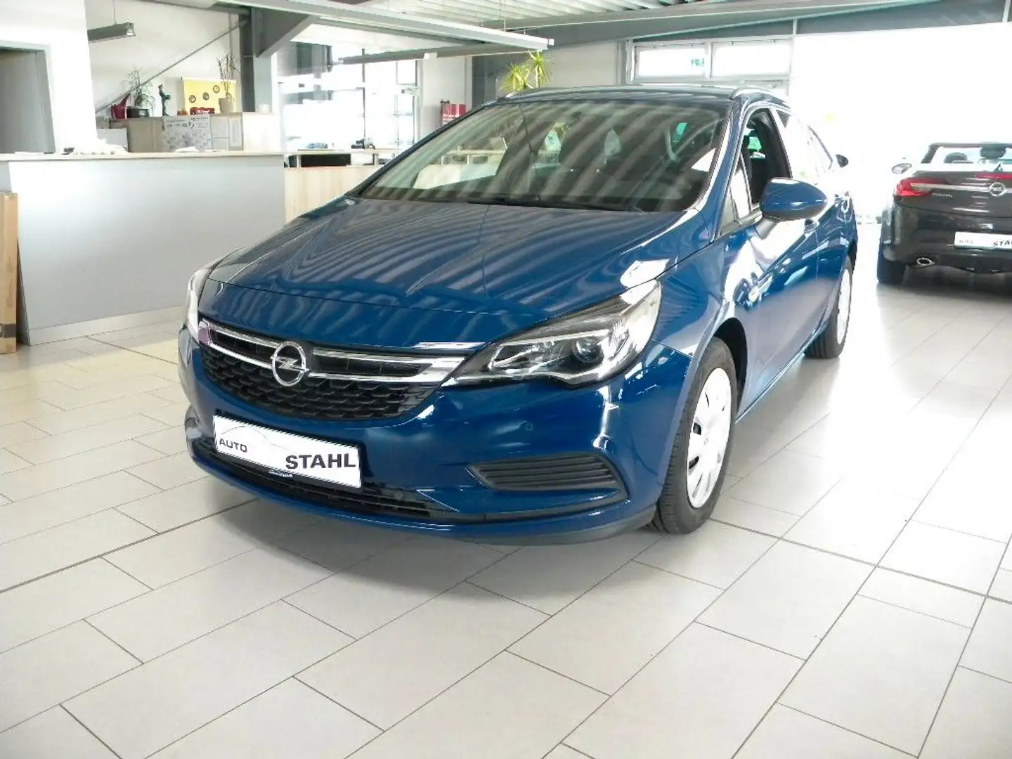 Opel Astra K Sports Tourer Business Start/Stop Blau - 2