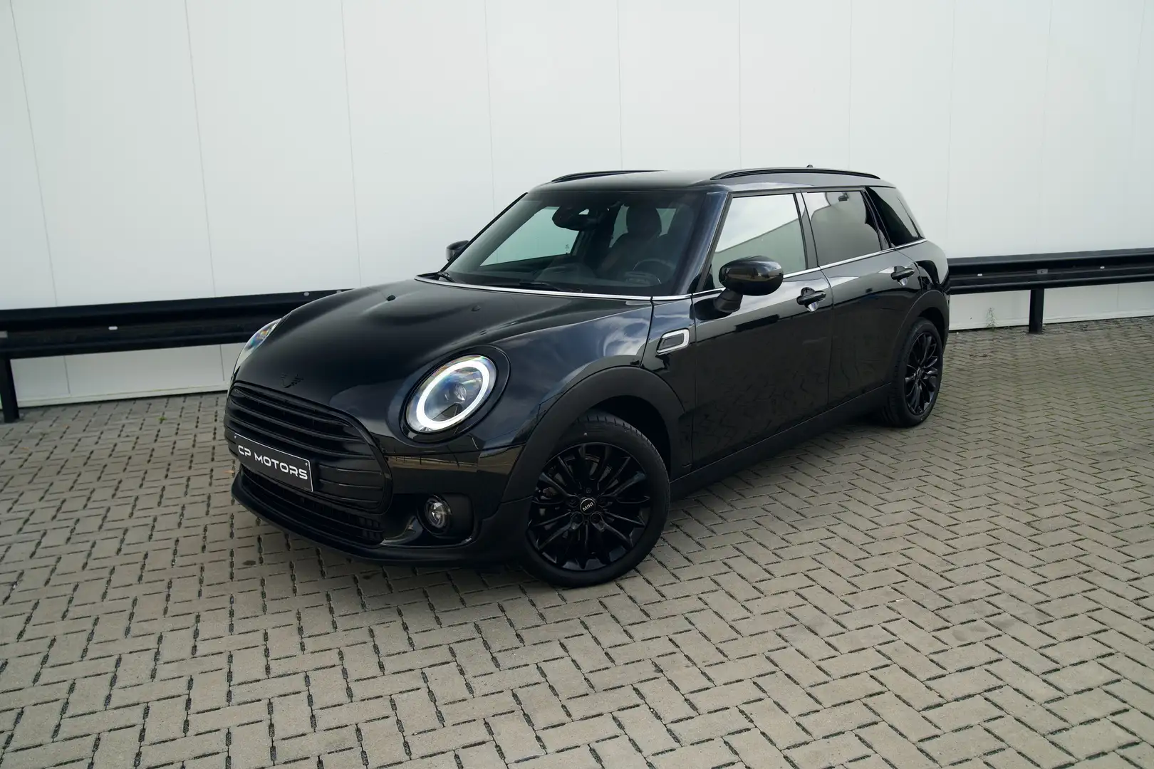 MINI Cooper Clubman NIGHT PAKKET | CAMERA | AUTOMAAT | APPLE CARPLAY Noir - 1