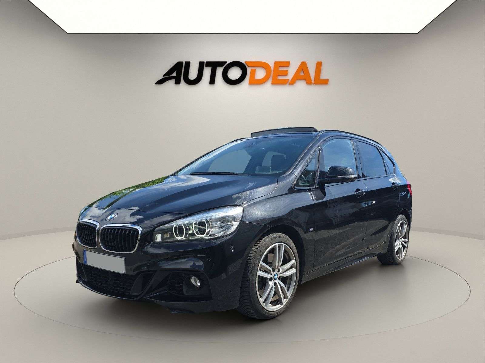 2016 BMW 225