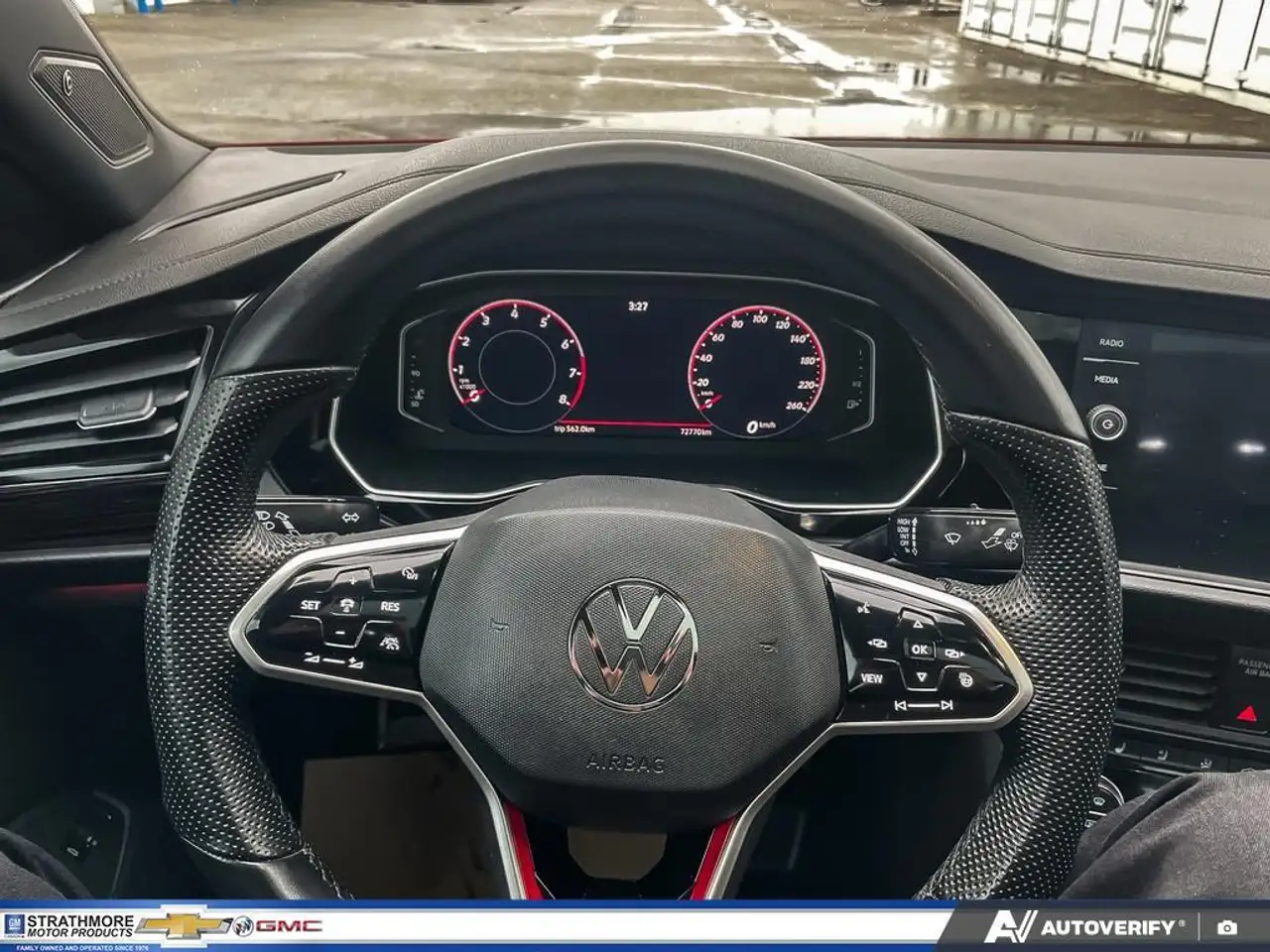 Volkswagen Jetta снимка Volkswagen Jetta