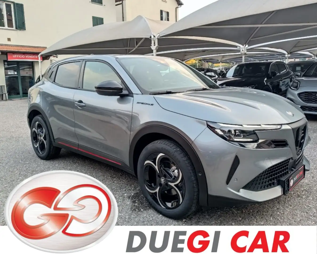 Alfa Romeo Junior 1.2 136 CV Hybrid eDCT6 Speciale Grau - 1