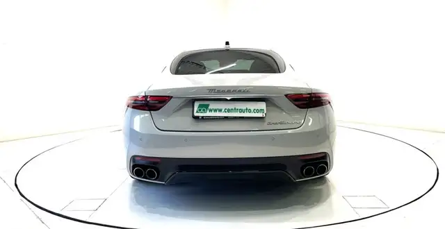 Maserati Granturismo view 4