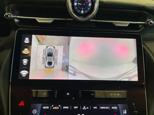 Maserati Granturismo view 12