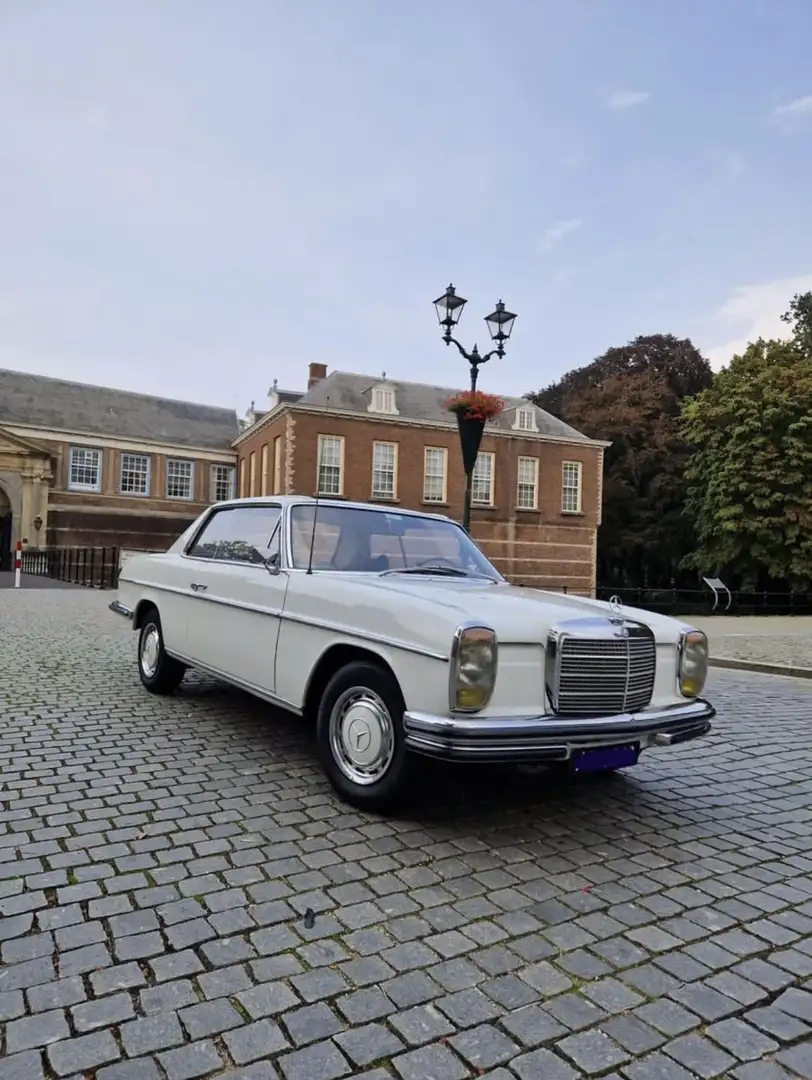 Mercedes-Benz W 114/115 Strich-Acht 250C 1971 Oldtimer W114 Coupe 6 cilinder - 2