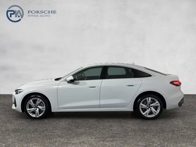 Audi A5 view 3