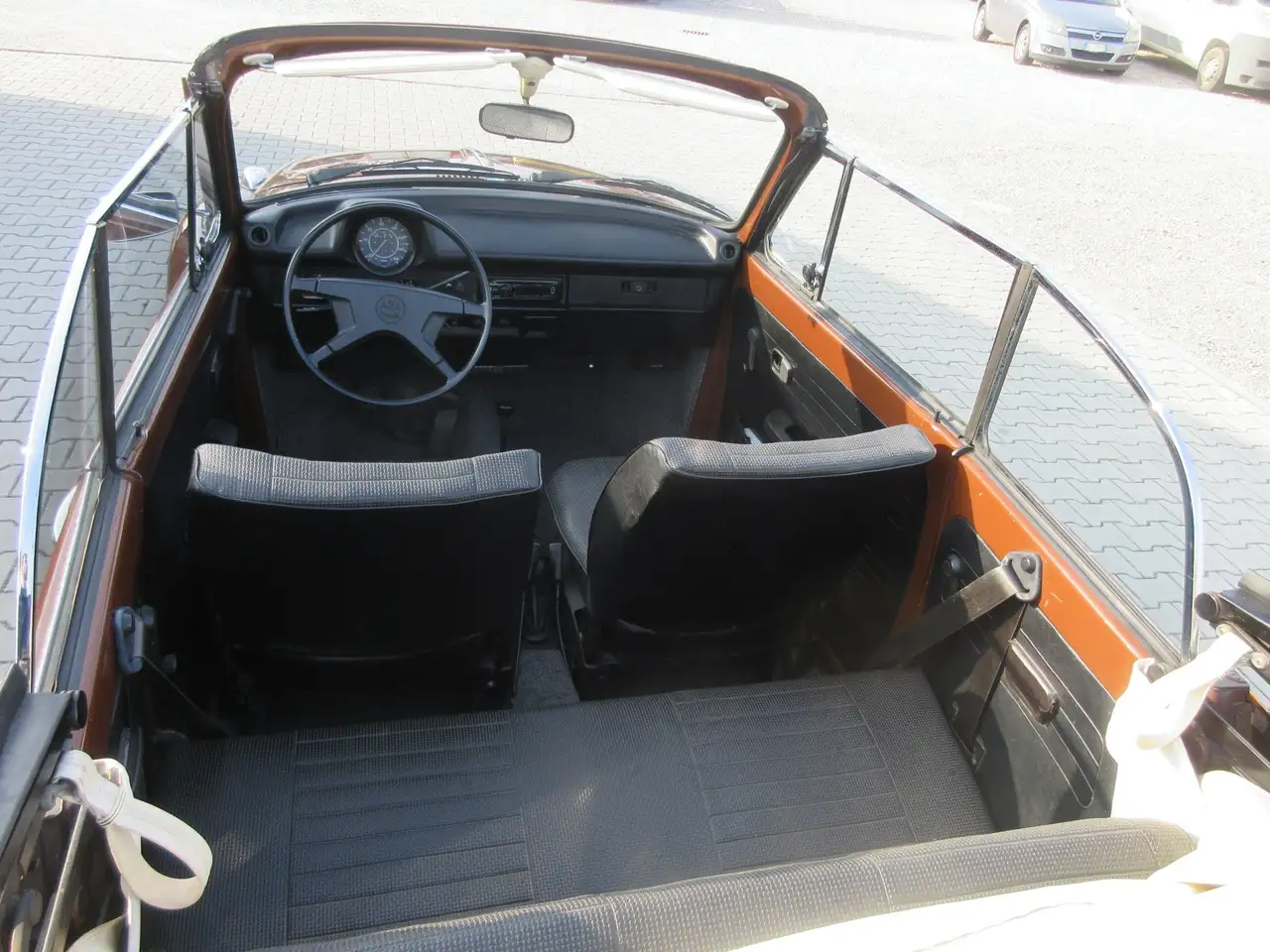 Volkswagen Maggiolino 1.3 BENZINA CABRIO DEL 1974, foto 9