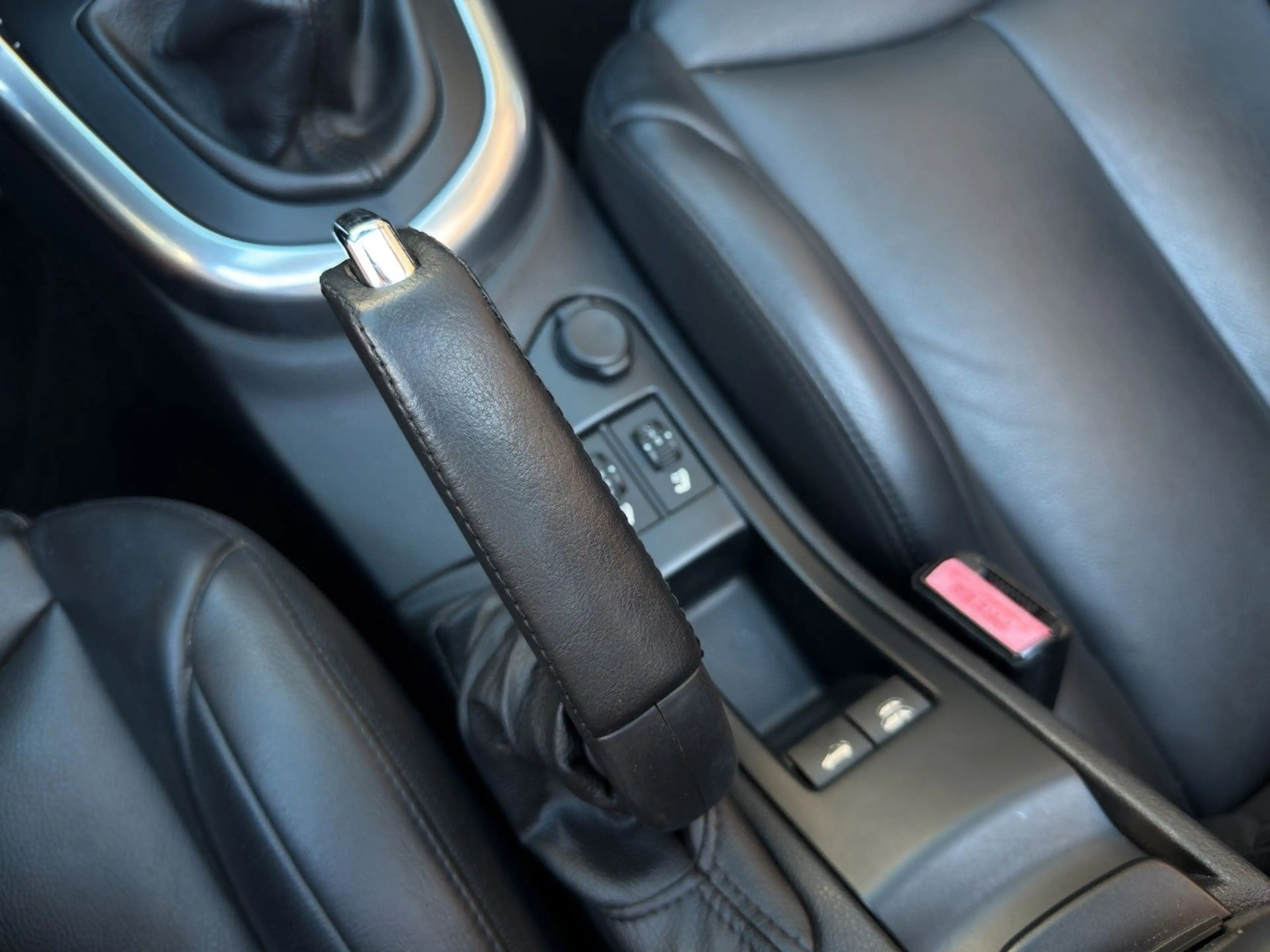 Peugeot 308 CC 155 THP Allure *Vollleder*Nackenhzg* — photo 31