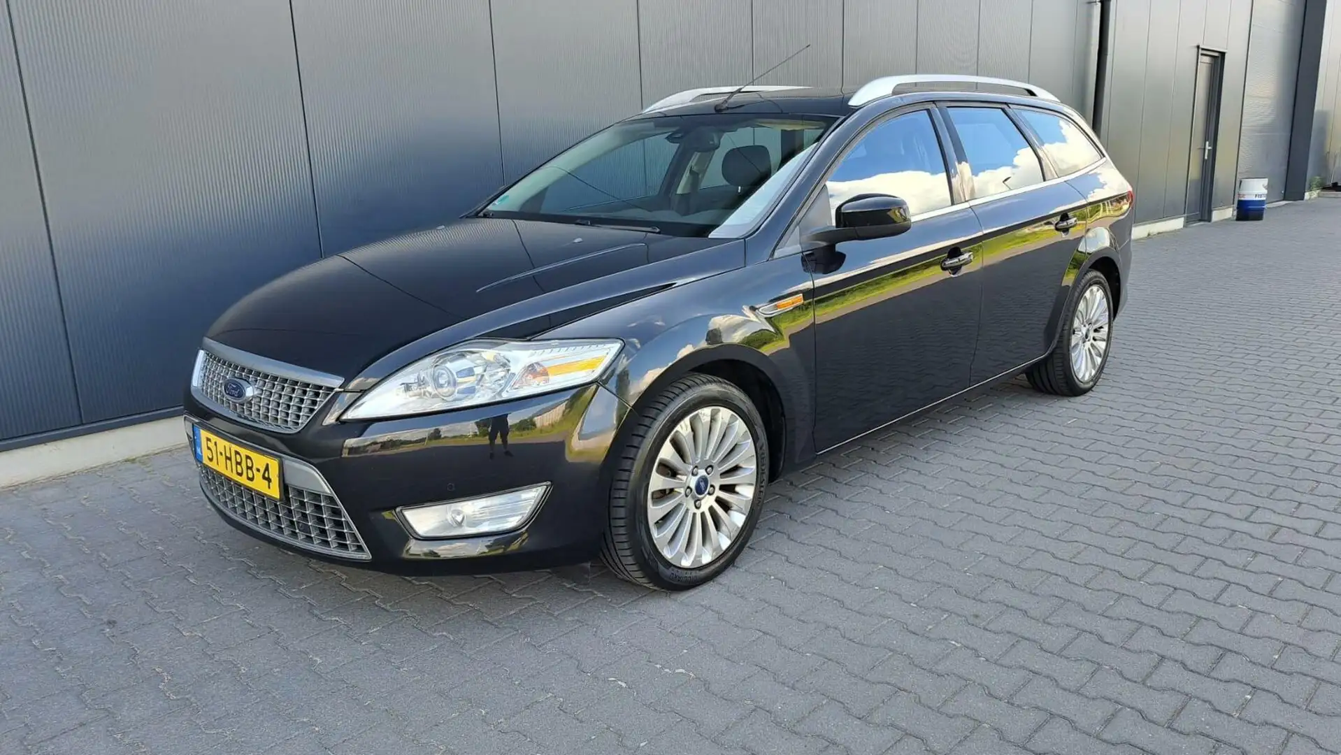 Ford Mondeo Wagon 2.3-16V Titanium Leder - Schuifdak - Trekhaa Zwart - 1