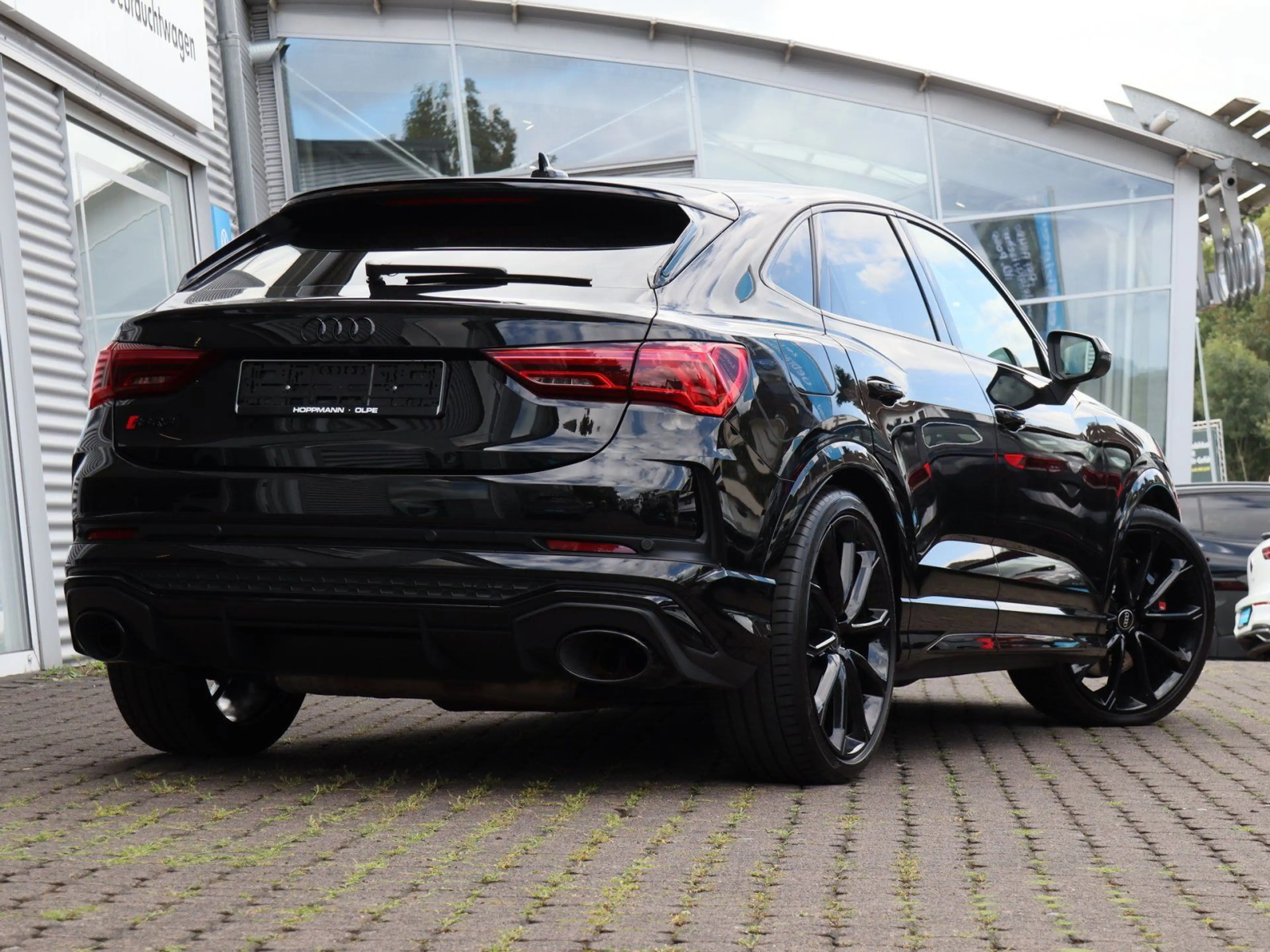 Audi RS Q3 2.5 TFSI quattro AHK PANO MATRIX — photo 3