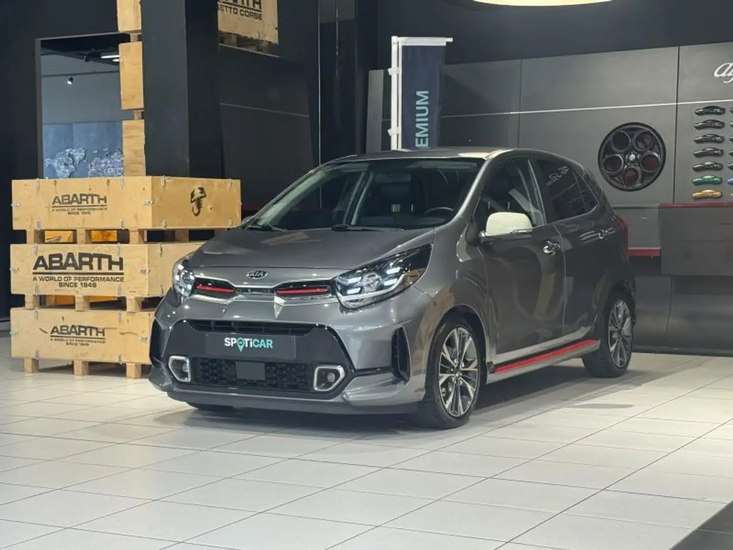 Kia Picanto GT-LINE Grijs - 1