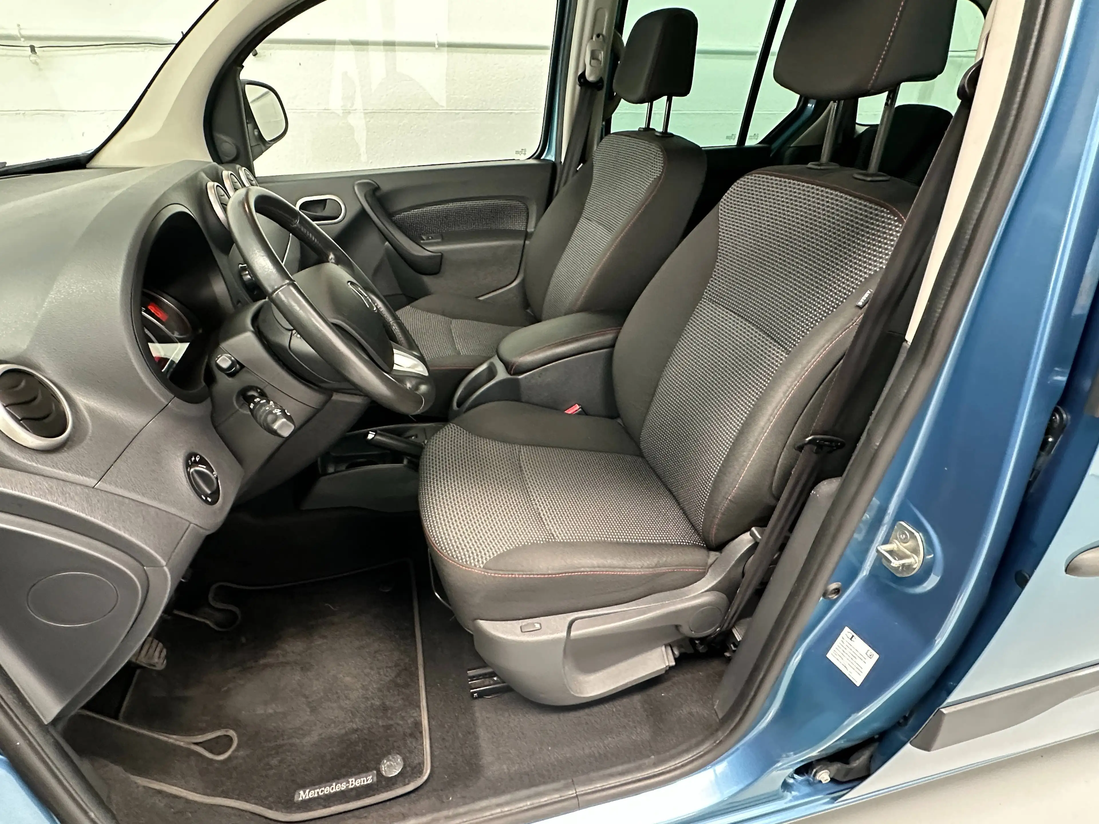 Mercedes-Benz Citan Citan Tourer 1.5 Diesel 111CDI 116cv. DISTRIBUTION FAITE! — photo 8
