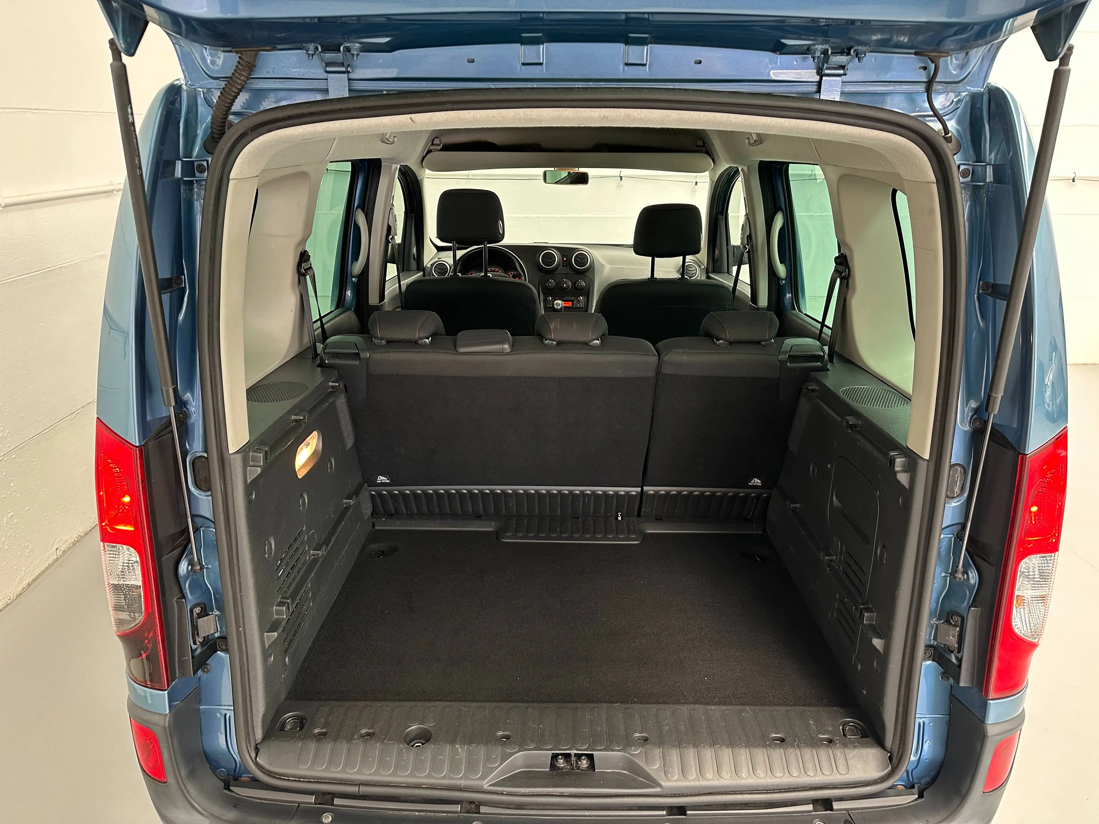 Mercedes-Benz Citan Citan Tourer 1.5 Diesel 111CDI 116cv. DISTRIBUTION FAITE! — photo 15