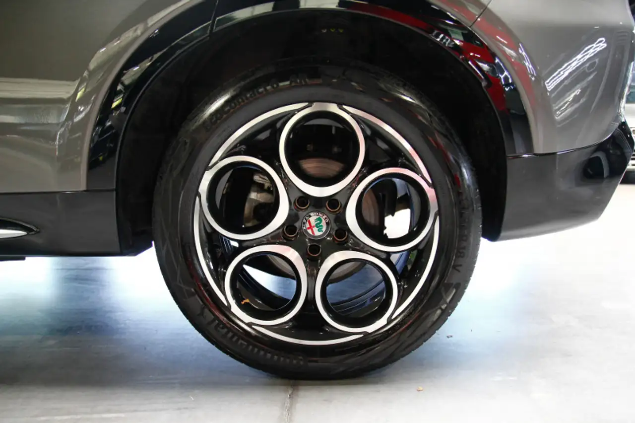 Alfa Romeo Tonale 2022 — фото 10