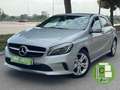 Mercedes-Benz A 200 200d 7G-DCT Plateado - thumbnail 1