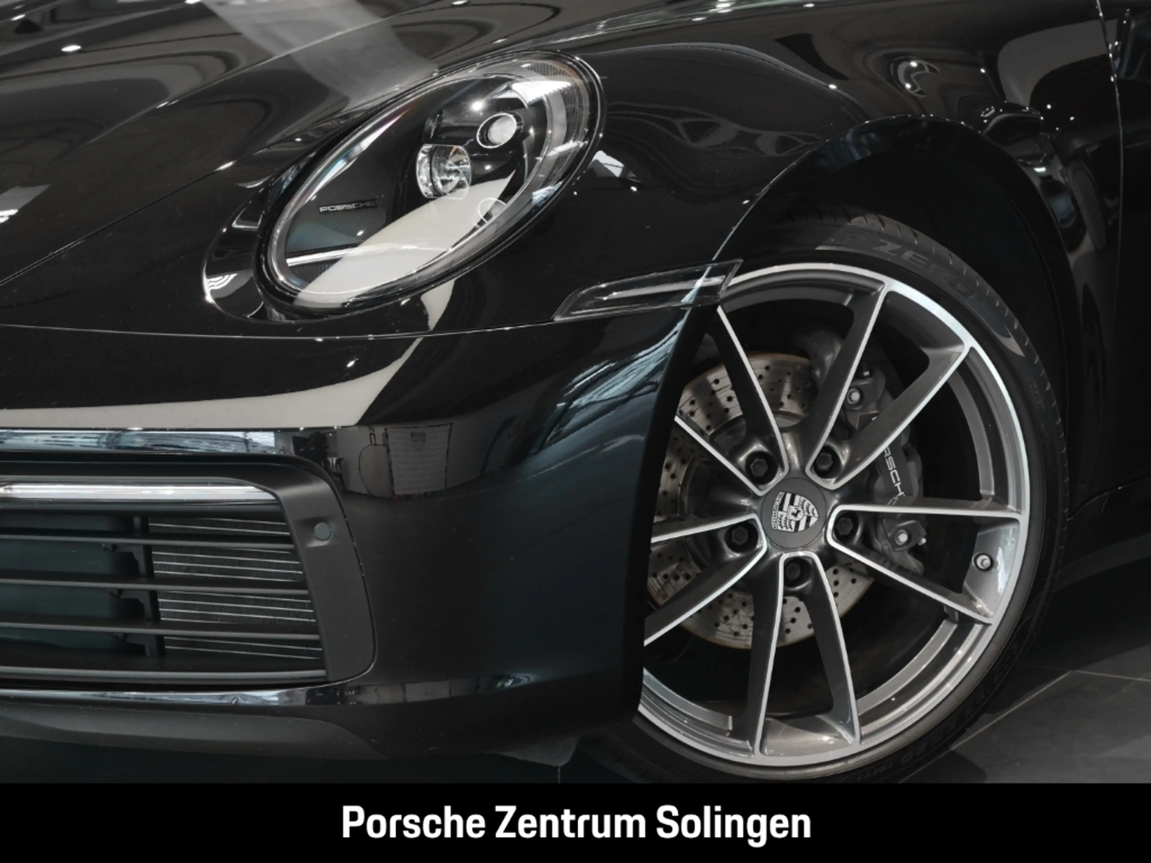 Porsche 911 Carrera 4 Cabriolet Bose Sportabgas Chrono LED — photo 6