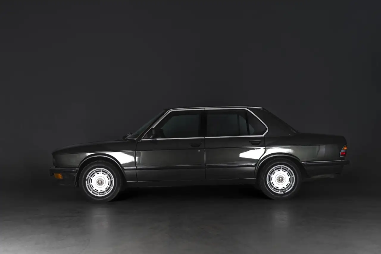 BMW 528i Aut., foto 8
