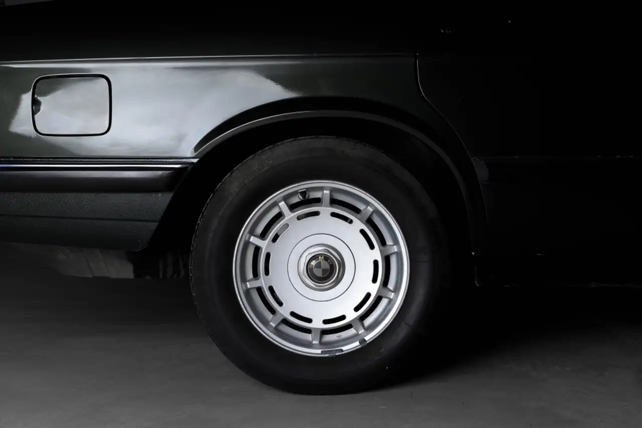 BMW 528i Aut., foto 12