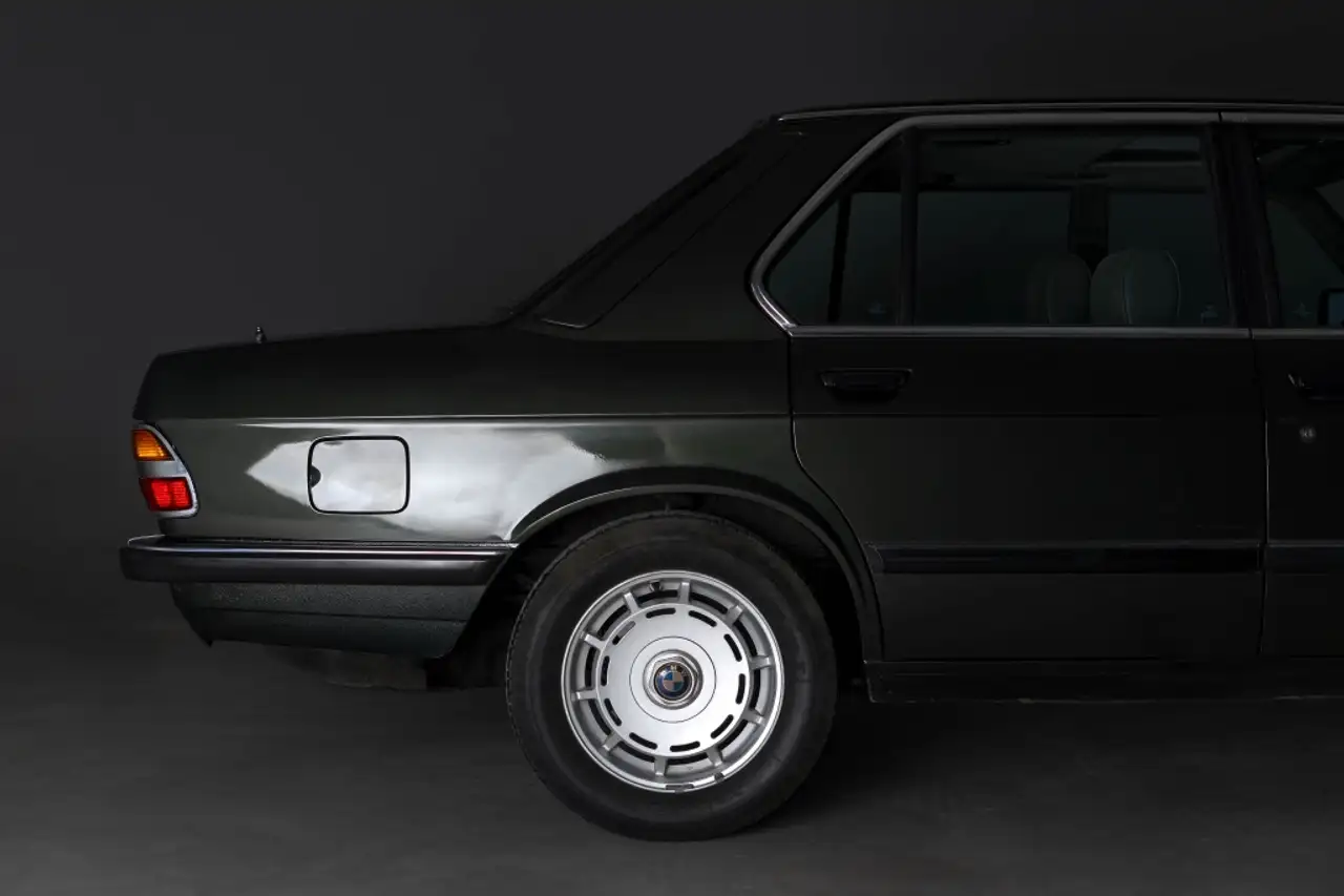 BMW 528i Aut., foto 11