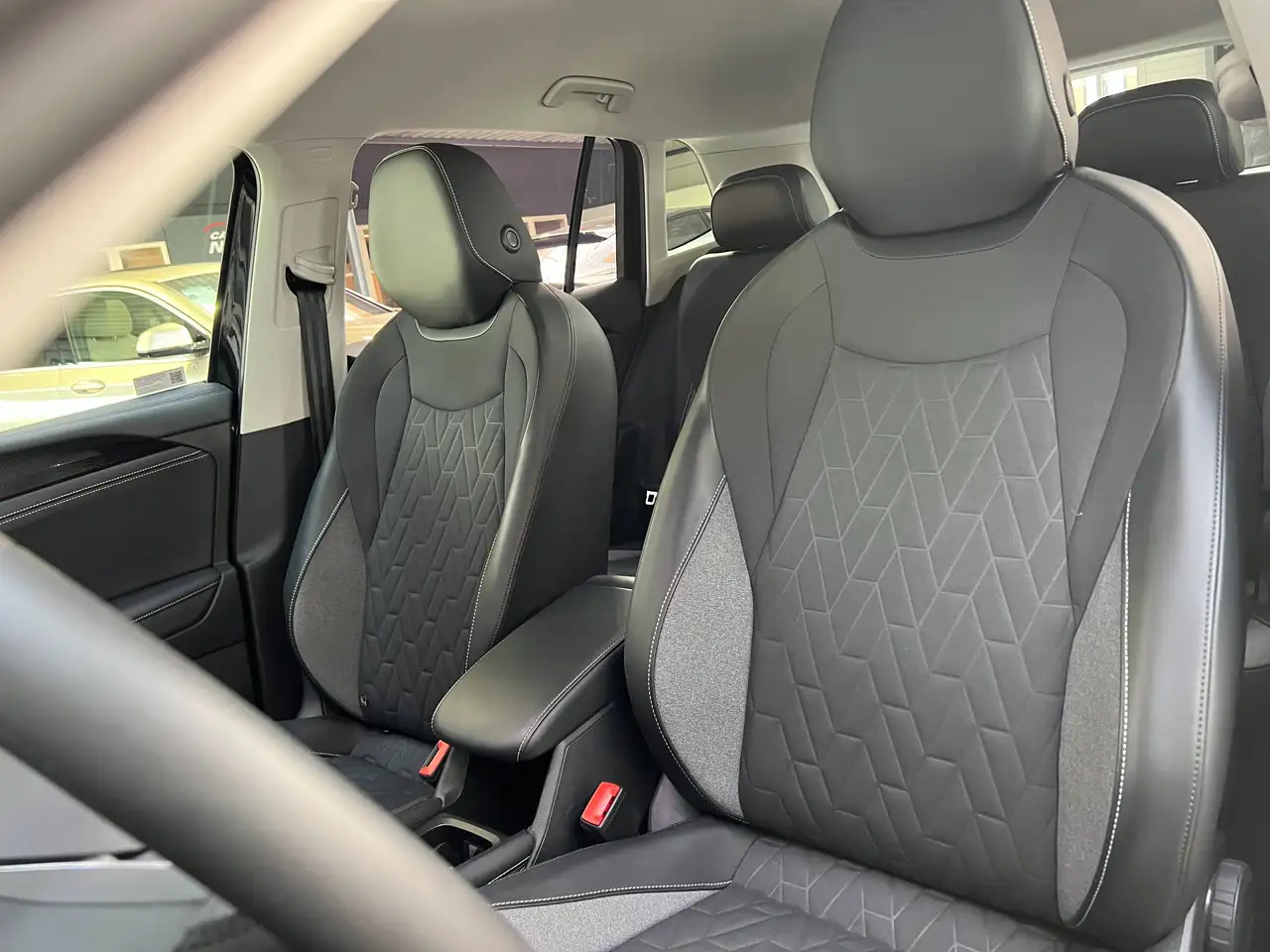 Volkswagen Tiguan 1.5 eTSI DSG /360 Camera/ ParkAssist / DriveAssist, миниатюра 20