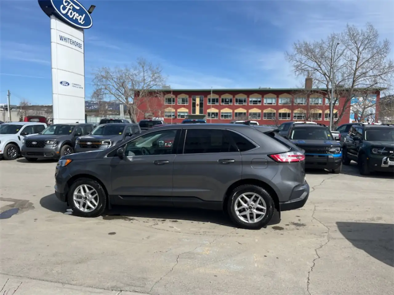 Ford Edge photo Ford Edge