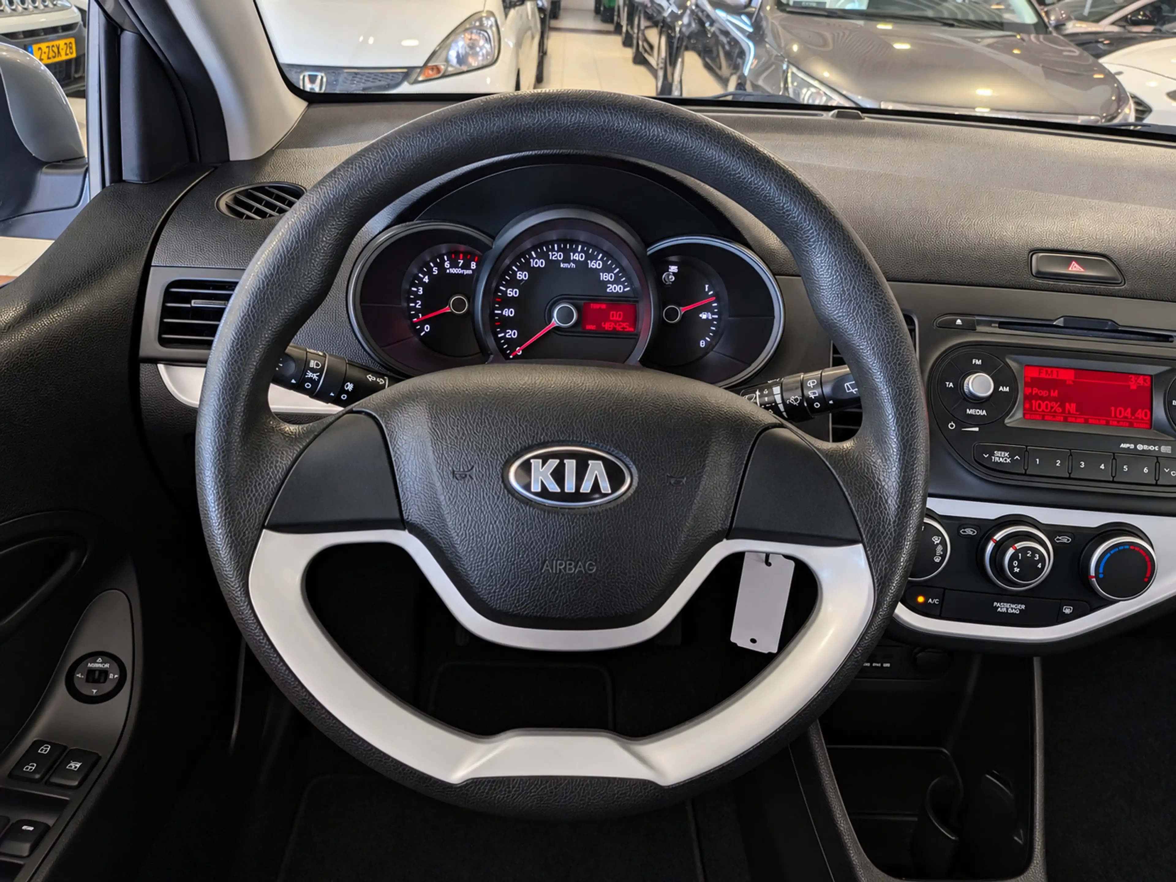 Kia Picanto 1.0 CVVT Comfort Pack Airco, Stuurbekrachtiging — photo 10