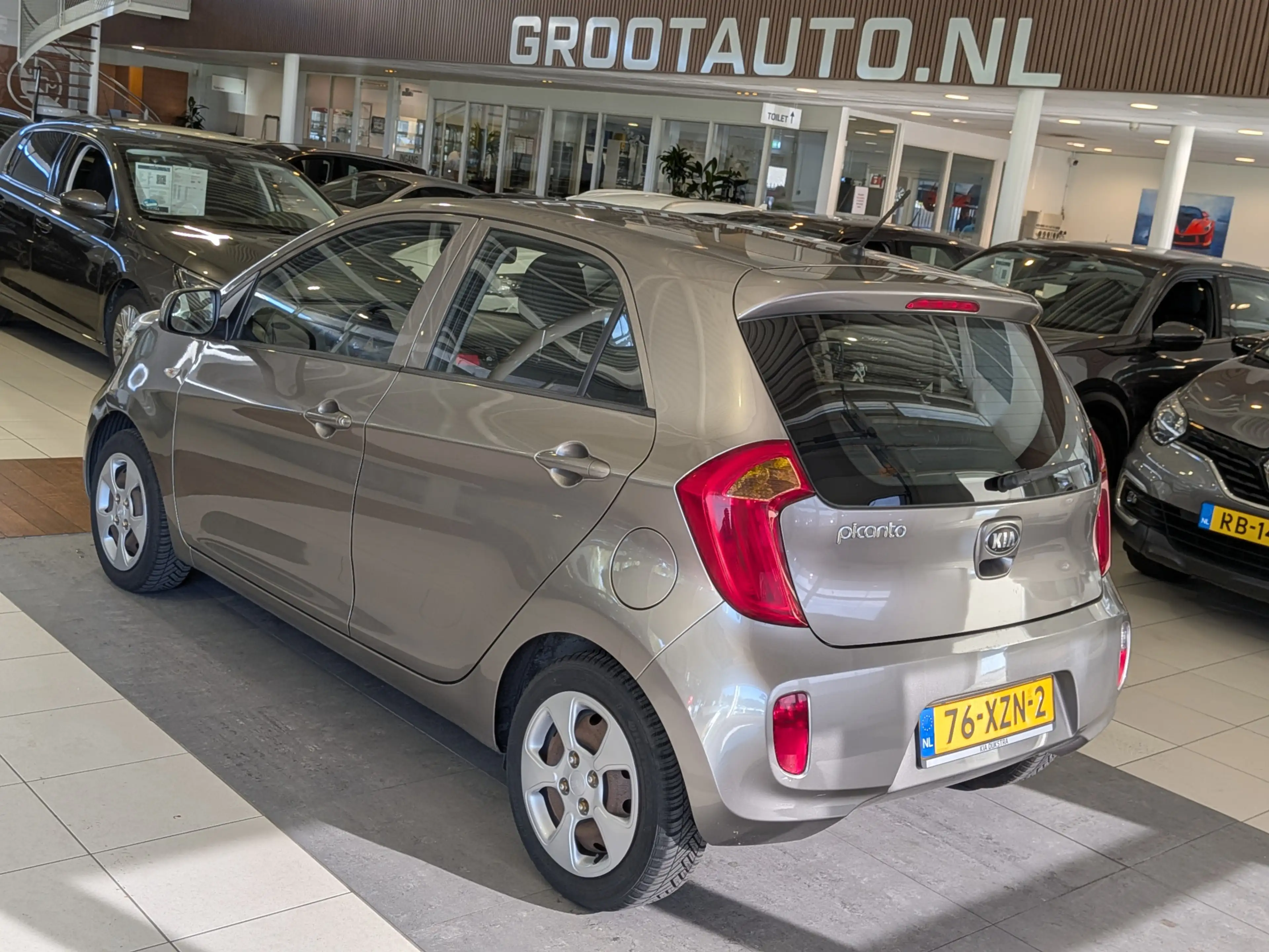 Kia Picanto 1.0 CVVT Comfort Pack Airco, Stuurbekrachtiging — photo 3