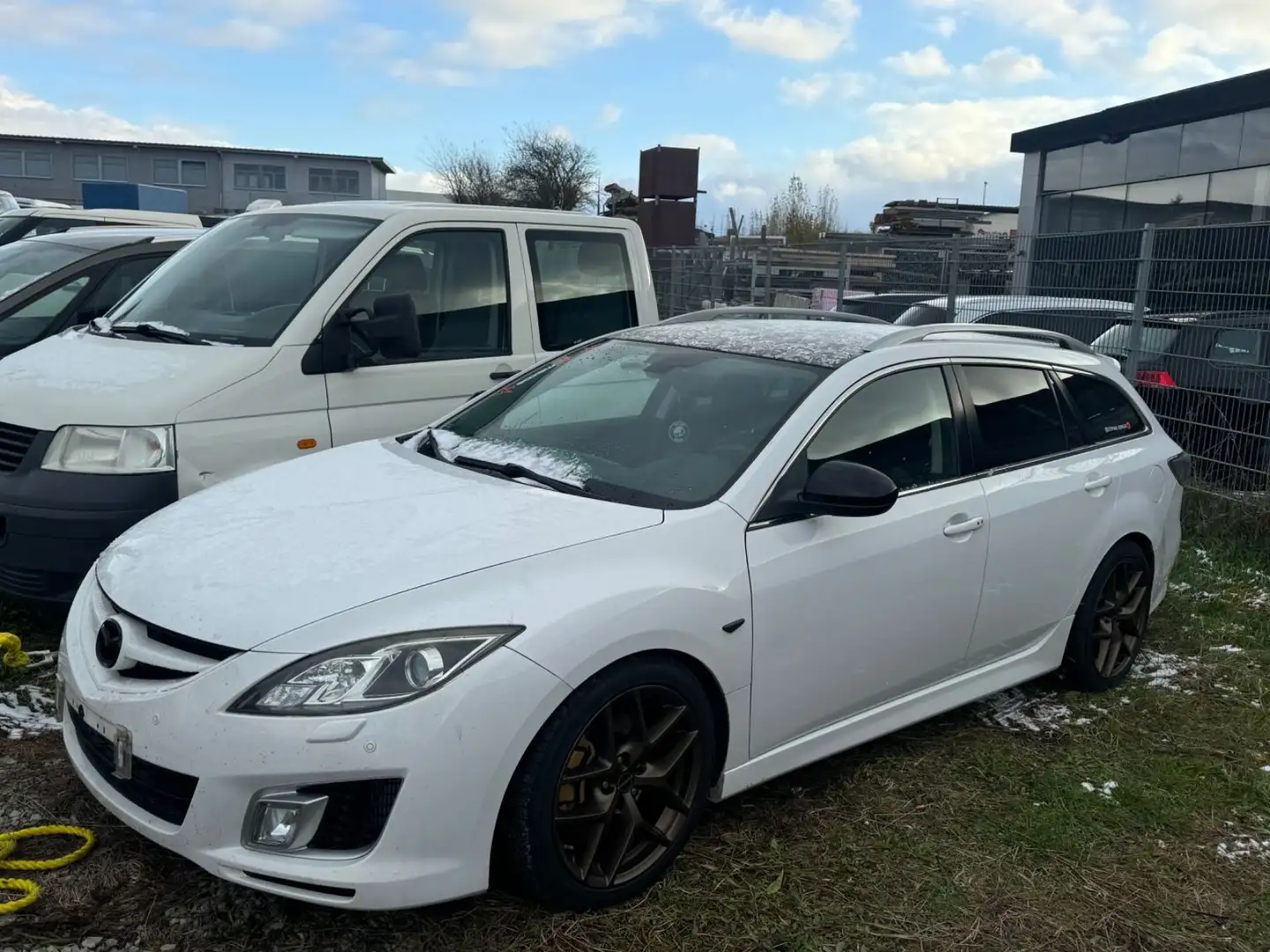 Mazda 6 Kombi 2.2 CRDT Dynamic/MOTORSCHADEN Wit - 1