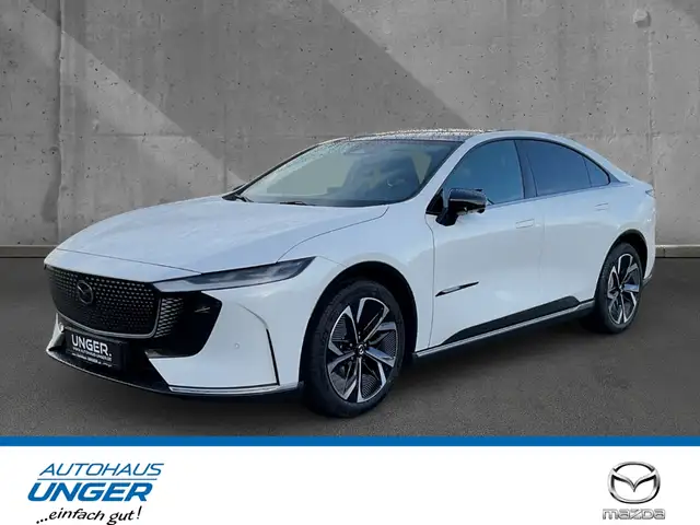 Mazda 6 Takumi 360 Sony Glasdach LogIn Qi Touchscreen