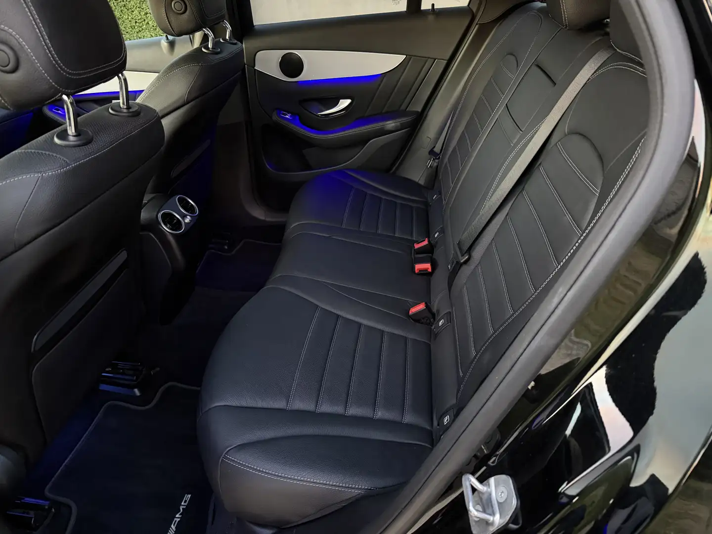 Mercedes-Benz GLC 300 de 4Matic 9G-TRONIC AMG Line - 2