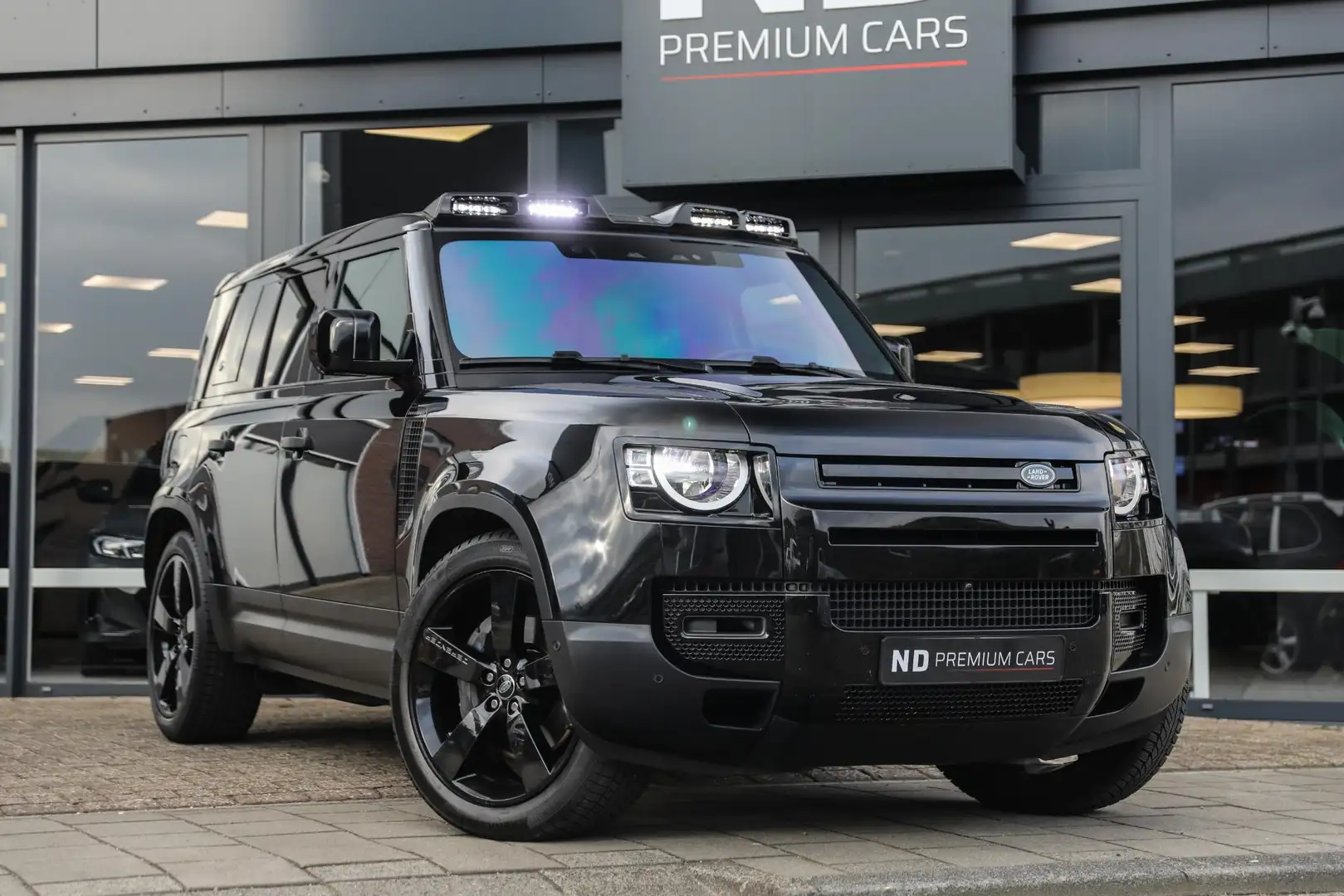Land Rover Defender 110 2.0 P400e 110 SE | Schuif-kantel dak | 22" | S Noir - 1