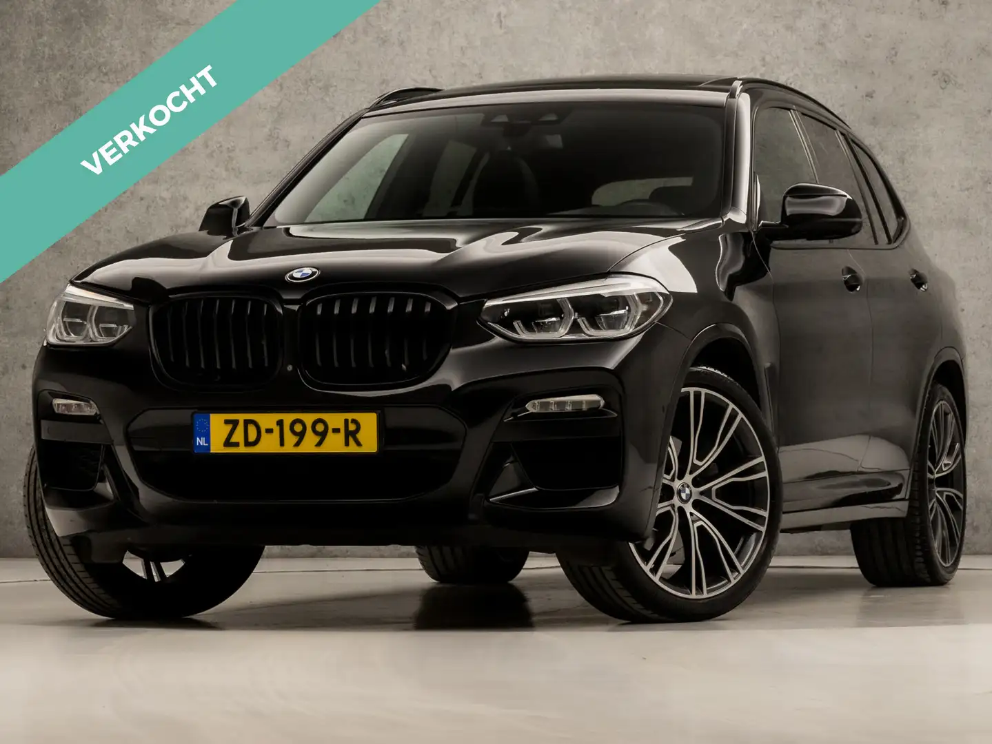 BMW X3 xDrive20i M Sport 184Pk Automaat (PANORAMADAK, M P Zwart - 1