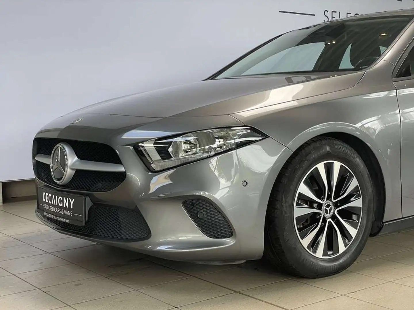 Mercedes-Benz A 180 1.3i *App Connect*Camera*Trekhaak Gris - 2