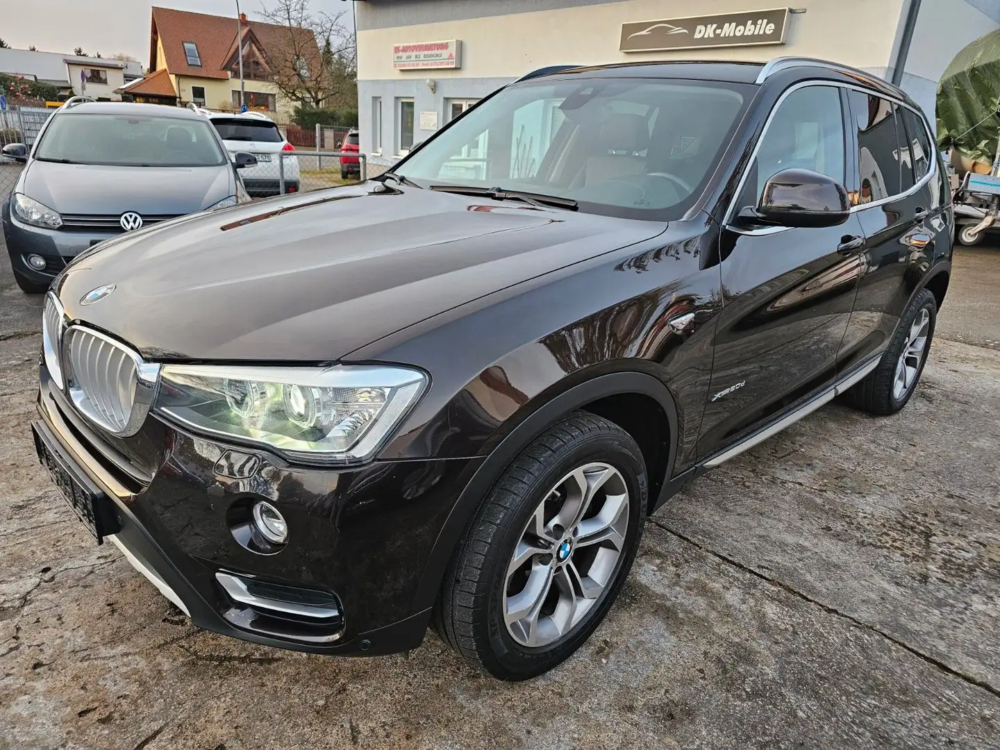 BMW X3 xDrive 20 d Navi LED Leder Braun - 1