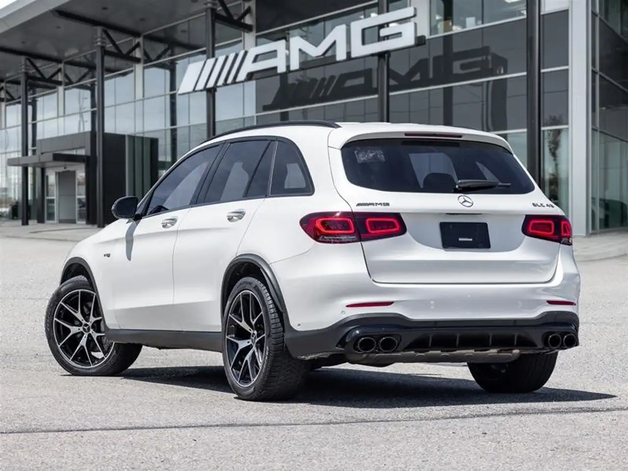Mercedes-Benz GLC снимка Mercedes-Benz GLC