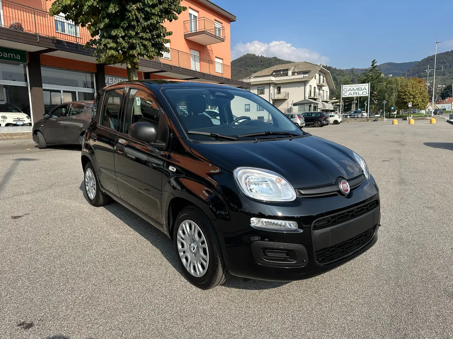 Fiat Panda Pandina 1.0 firefly Hybrid Icon Nero - 2