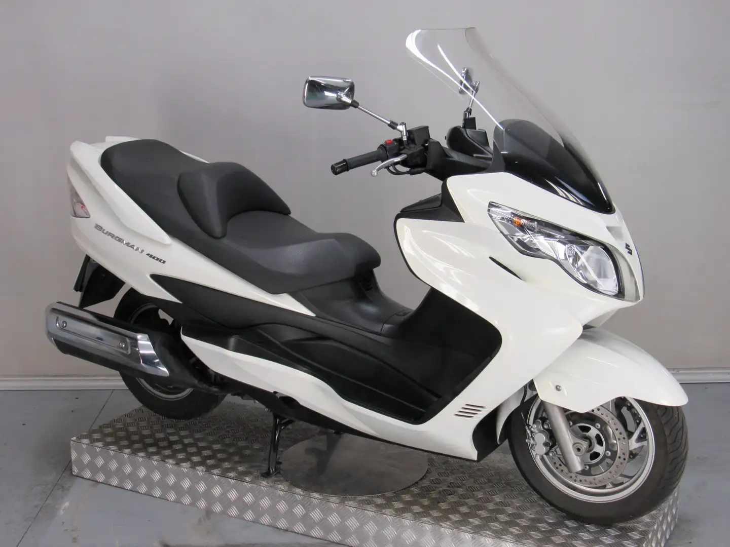 Suzuki Burgman 400 Bianco - 2