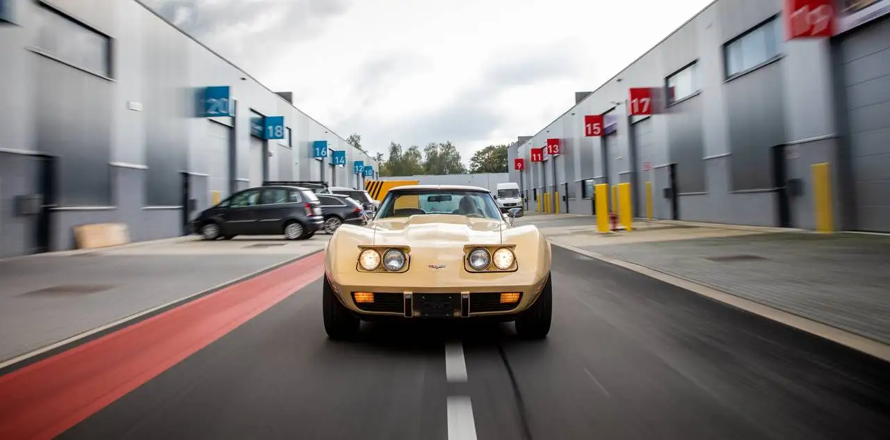 Chevrolet Corvette V8 350 boîte manuelle, foto 6