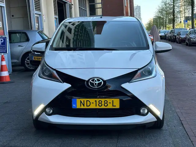 Toyota Aygo view 7